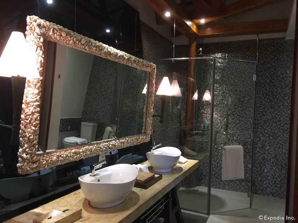 Donatela Resort and Sanctuary 50/50