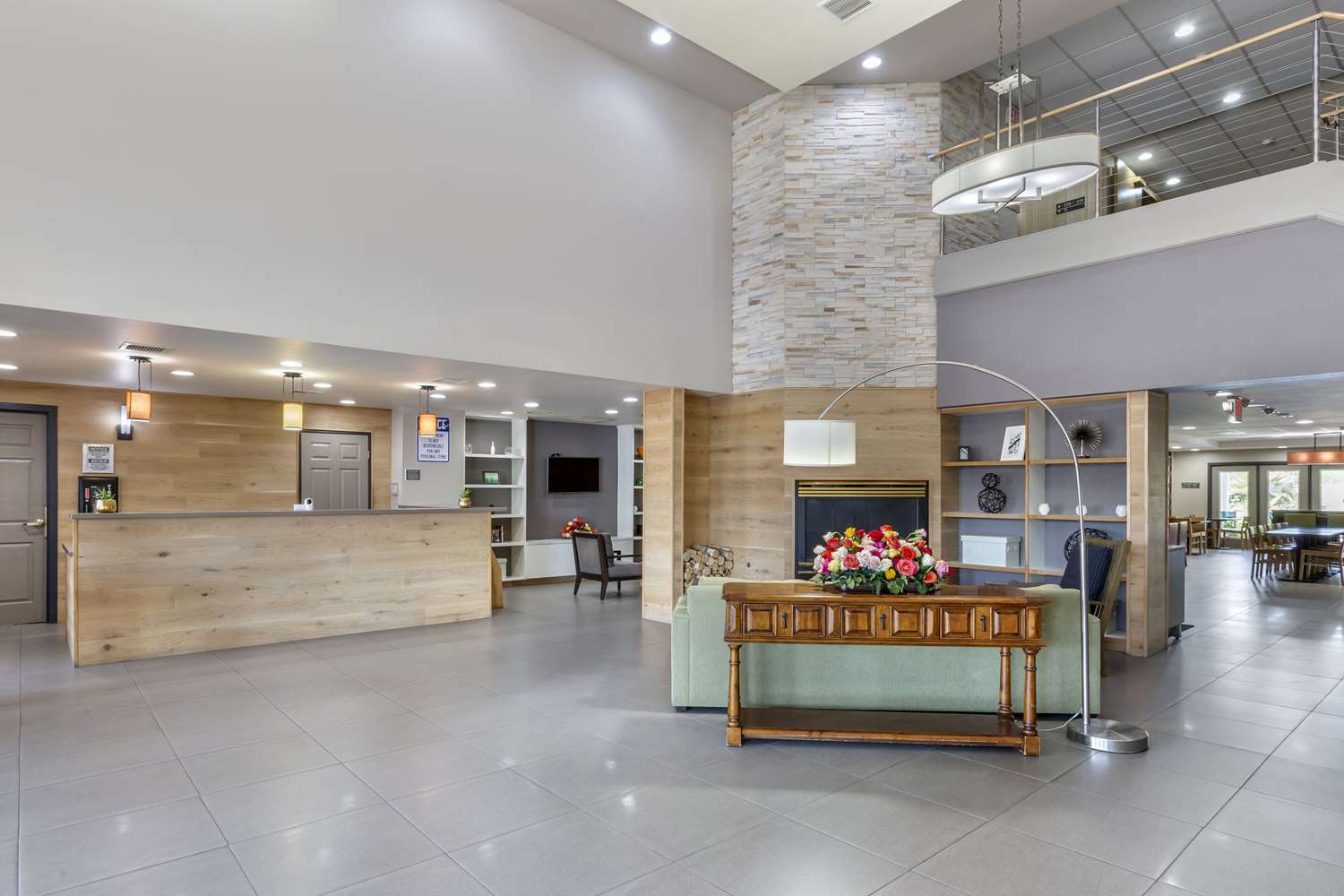Country Inn & Suites by Radisson, Mesa, AZ 5/22