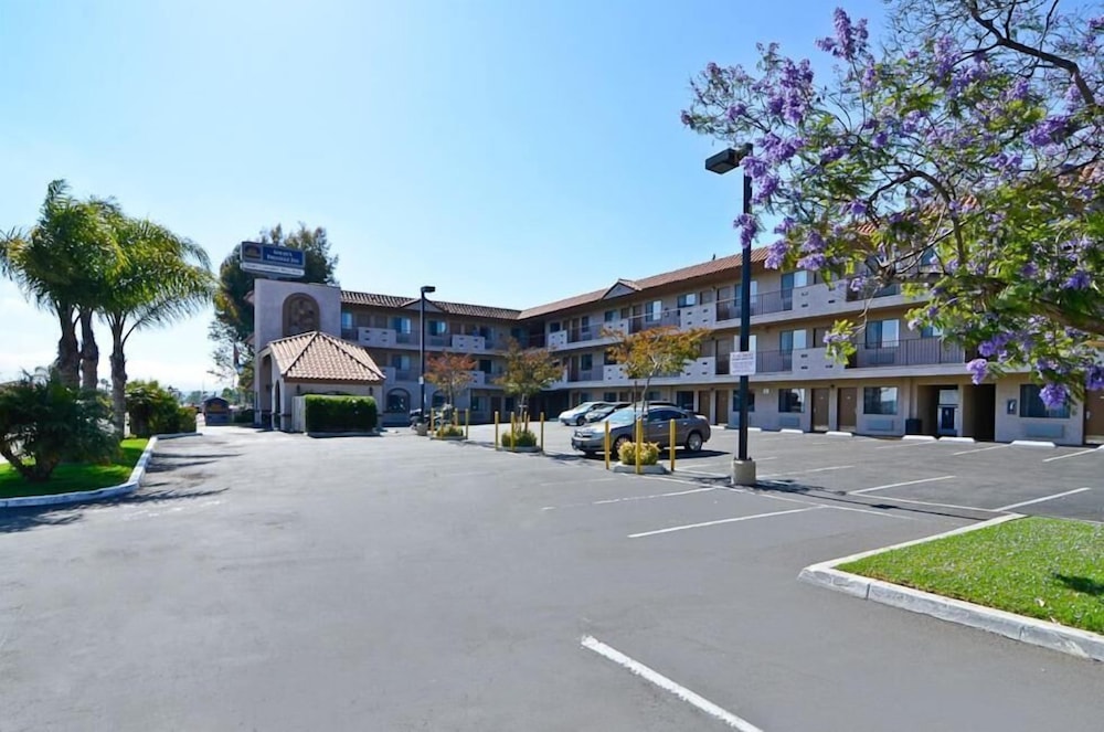 Pleasant Inn photo1