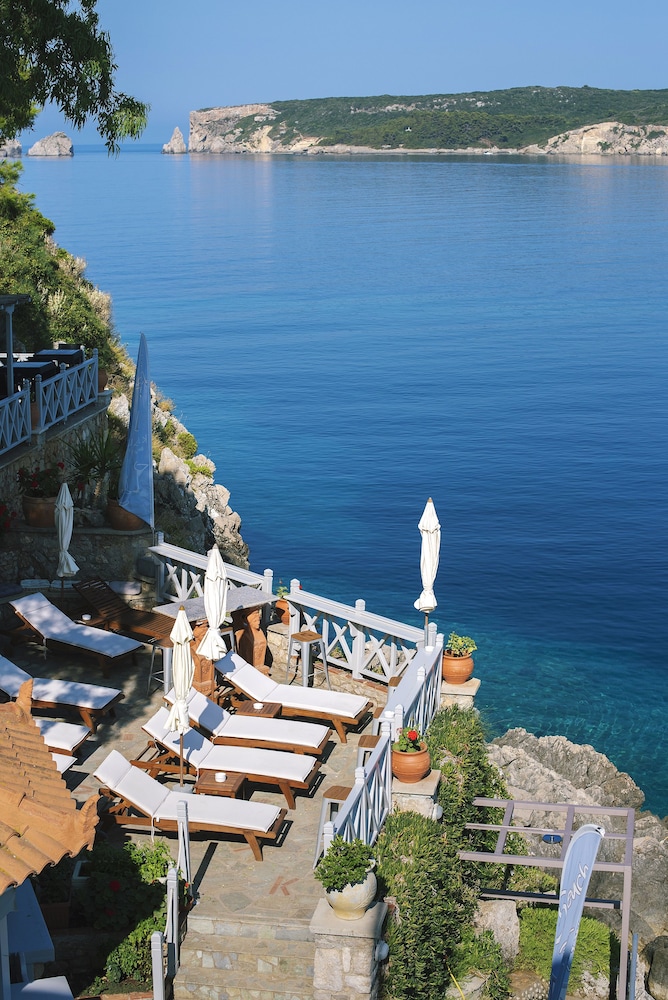 Karalis Beach 24/32