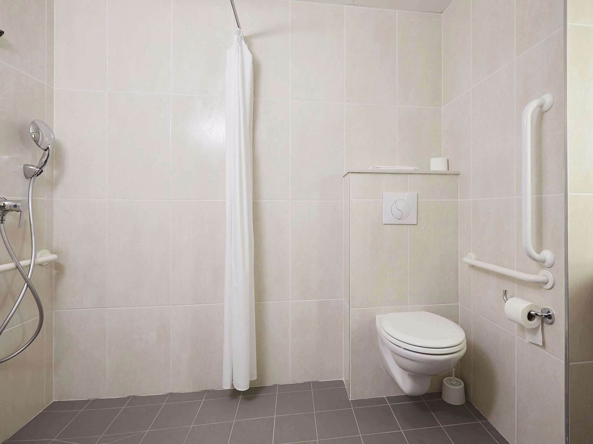 B&B Hotel Lille Roubaix Campus Gare 10/11