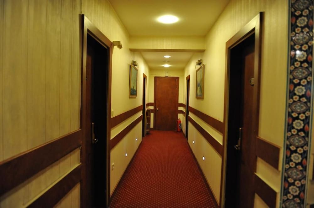 トゥルヴァン ホテル 写真4