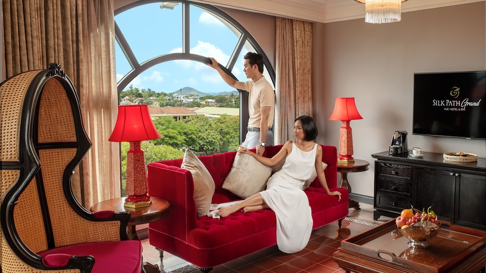 Silk Path Grand Hue Hotel 30/50