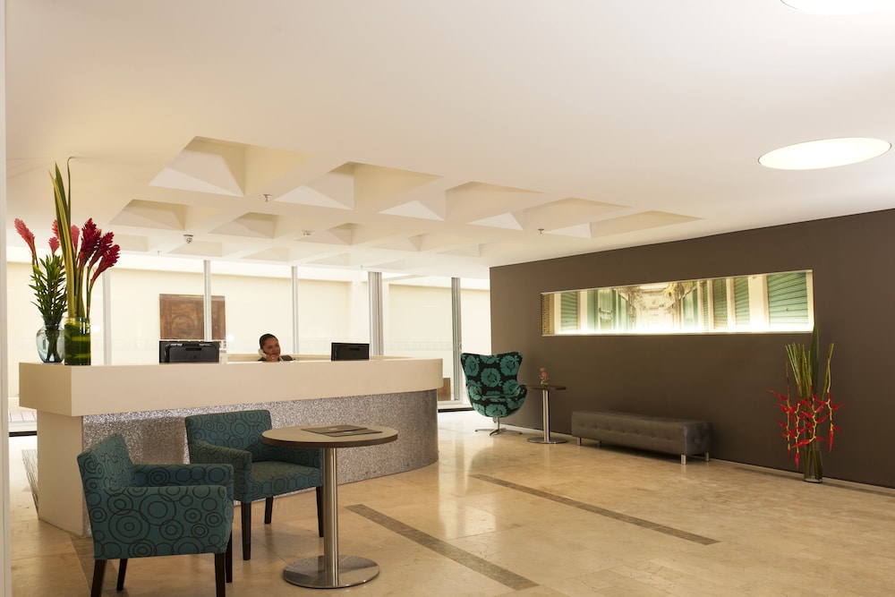 Hotel Bh Bicentenario 10/51
