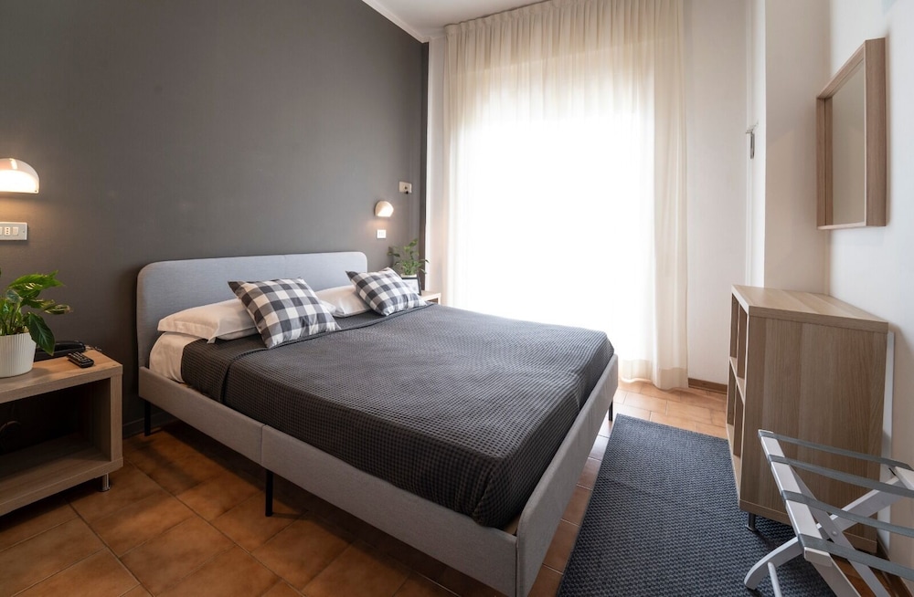 ROOM, DOUBLE BED, SEA VIEW