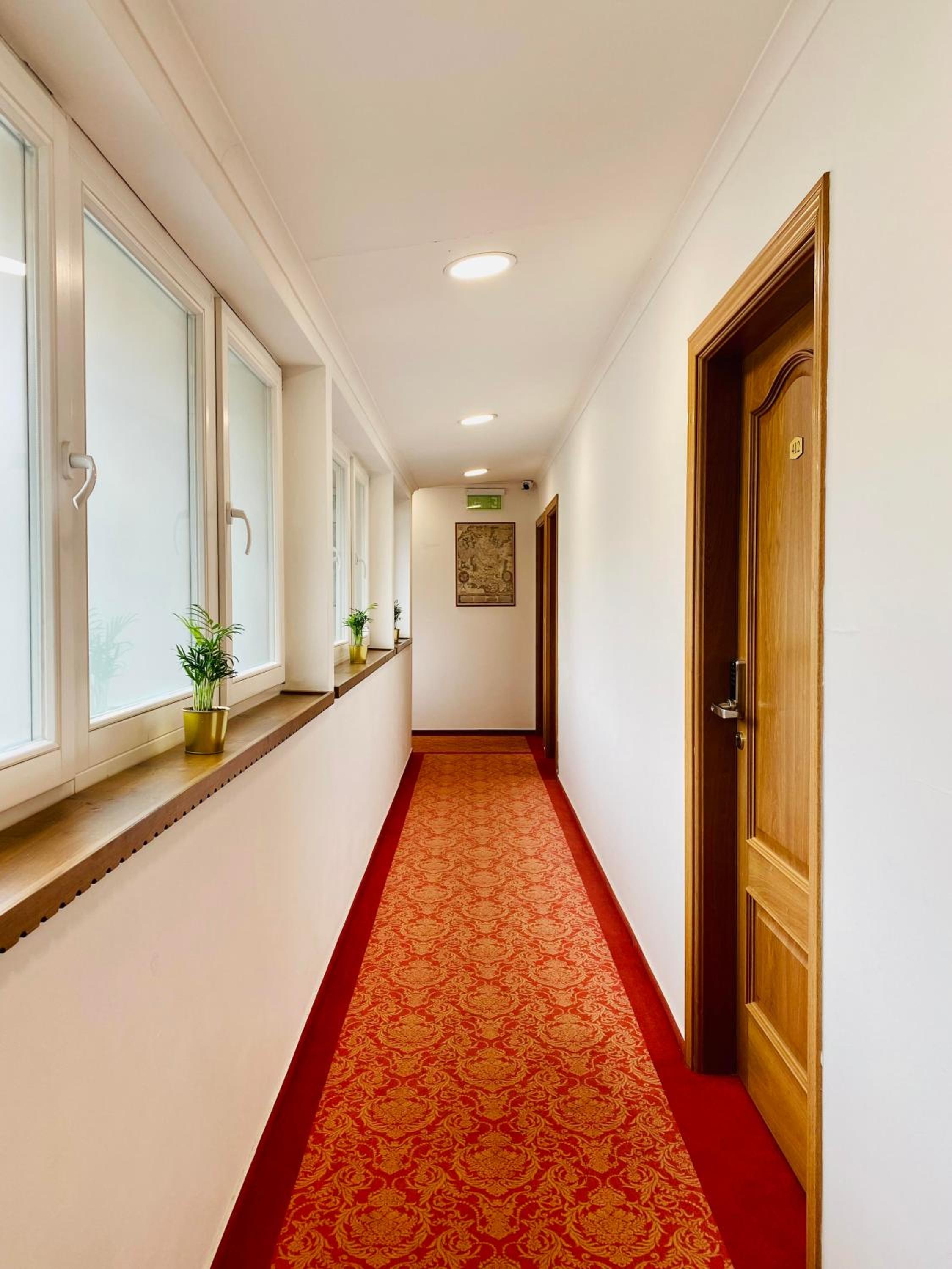 OPERA16 Guestrooms 5/37