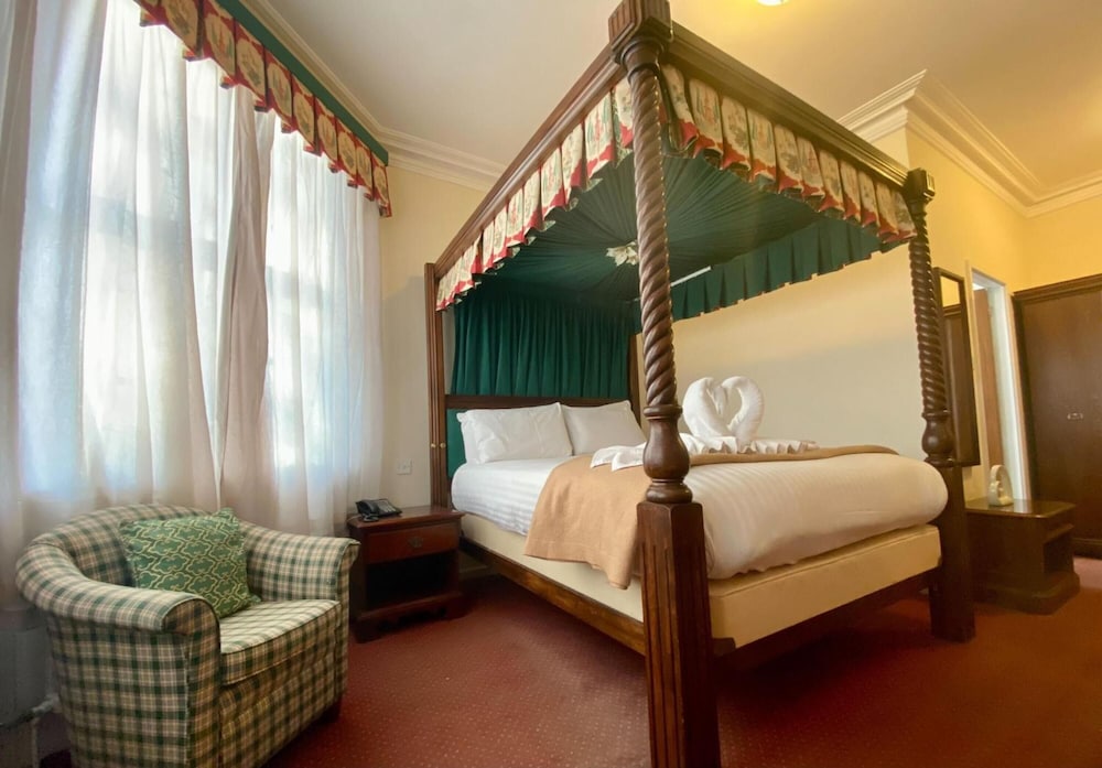 Hamlet Hotels Maidstone 24/57