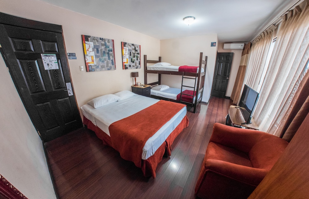 Hostel Casa Colon 44/70