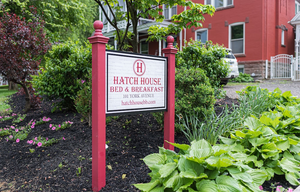 Hatch House Bed & Breakfast 30/38