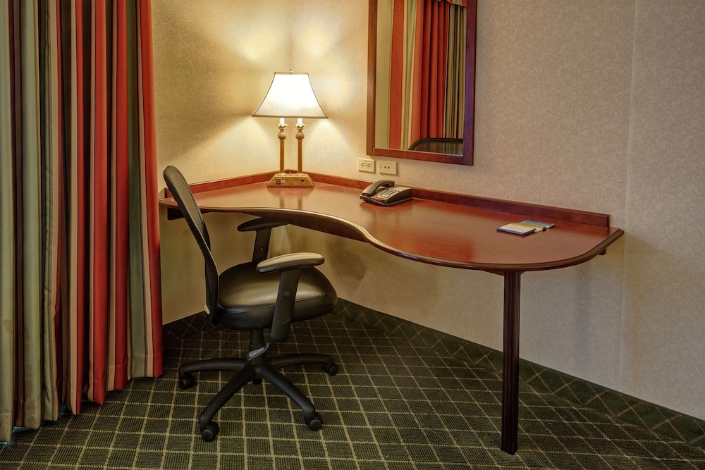 Hampton Inn Cambridge 59/63