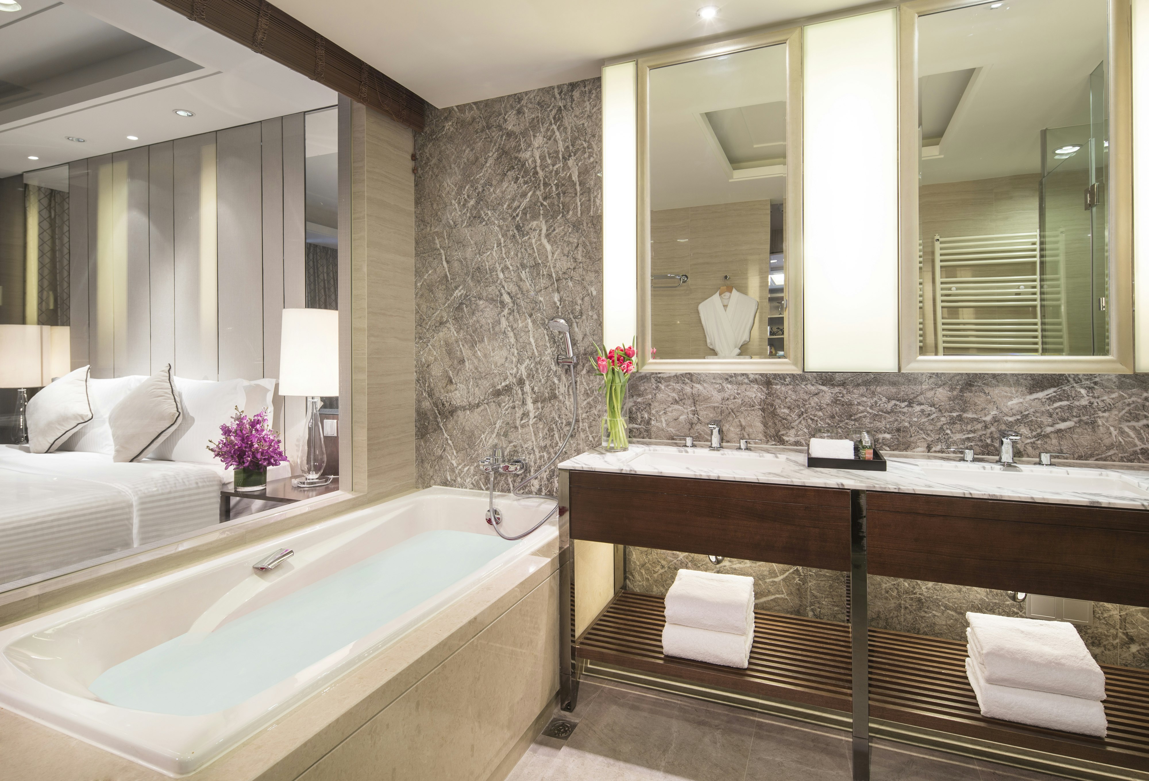 Ascott Heng Shan Shanghai 42/43