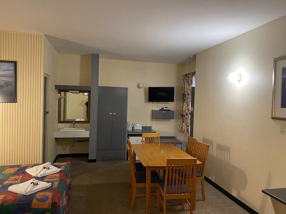 Gateway Motor Inn Narrandera 13/45