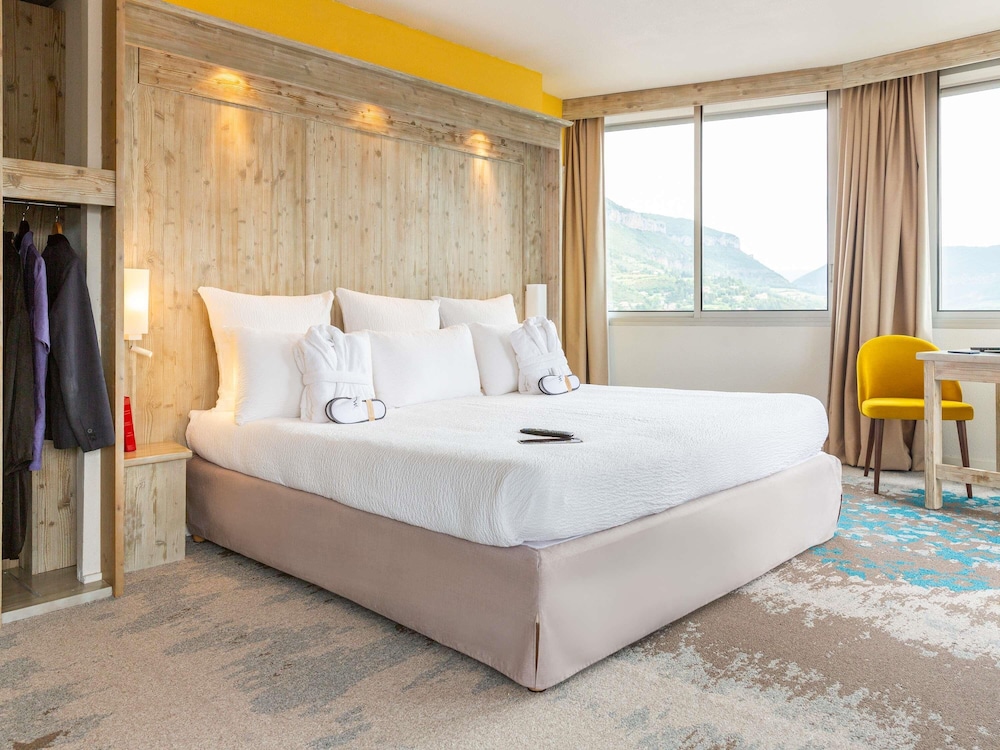 MERCURE MILLAU 19/50