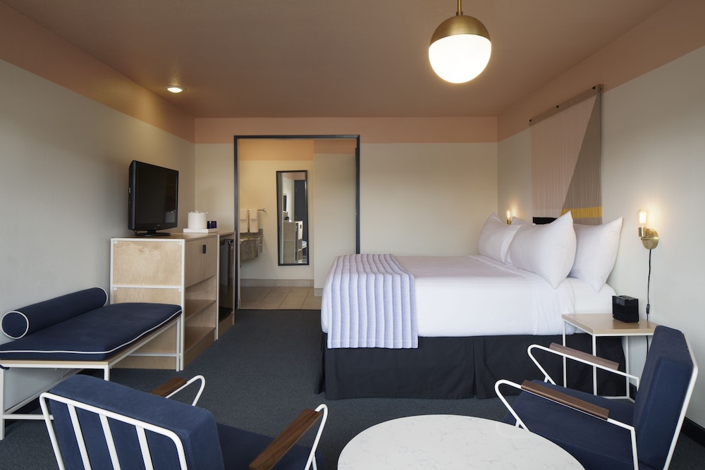 The Sandman Santa Rosa Sonoma, an Ascend Collection Hotel 20/68