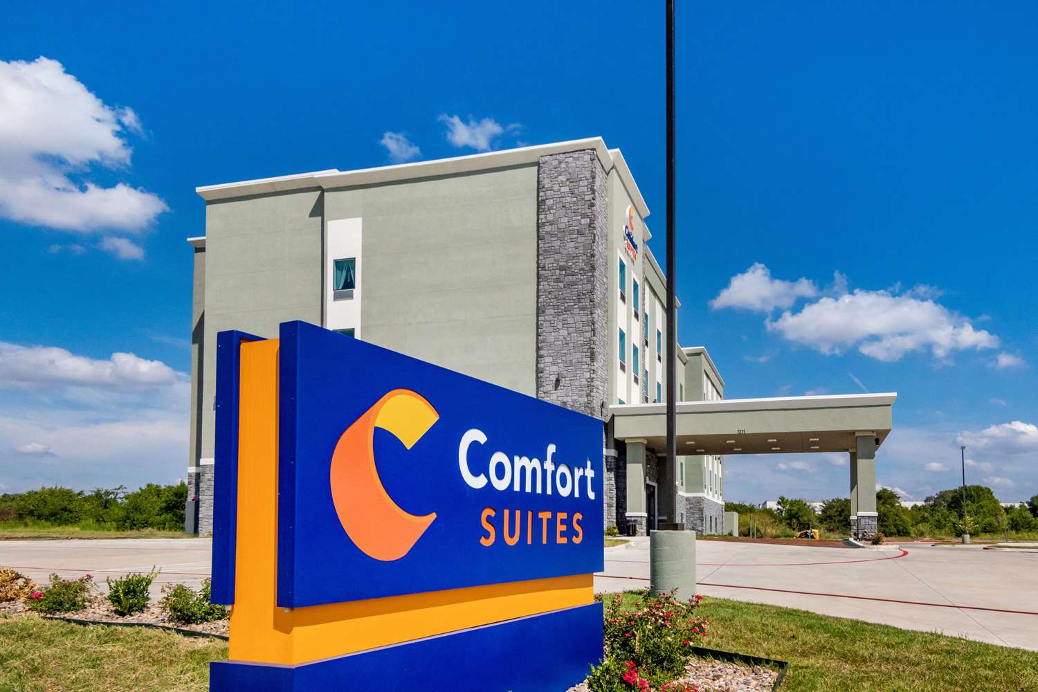 Comfort Suites DeSoto Dallas South 6/51