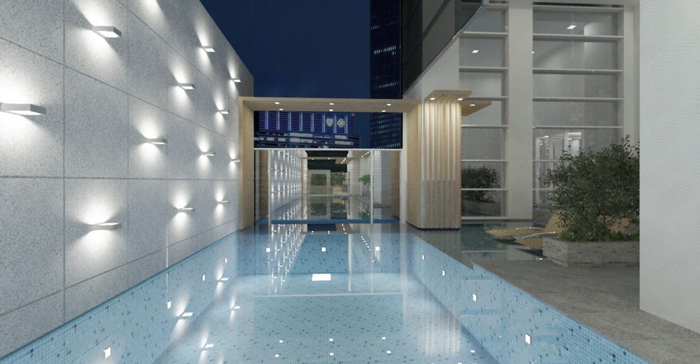 Somerset Valero Makati 30/58