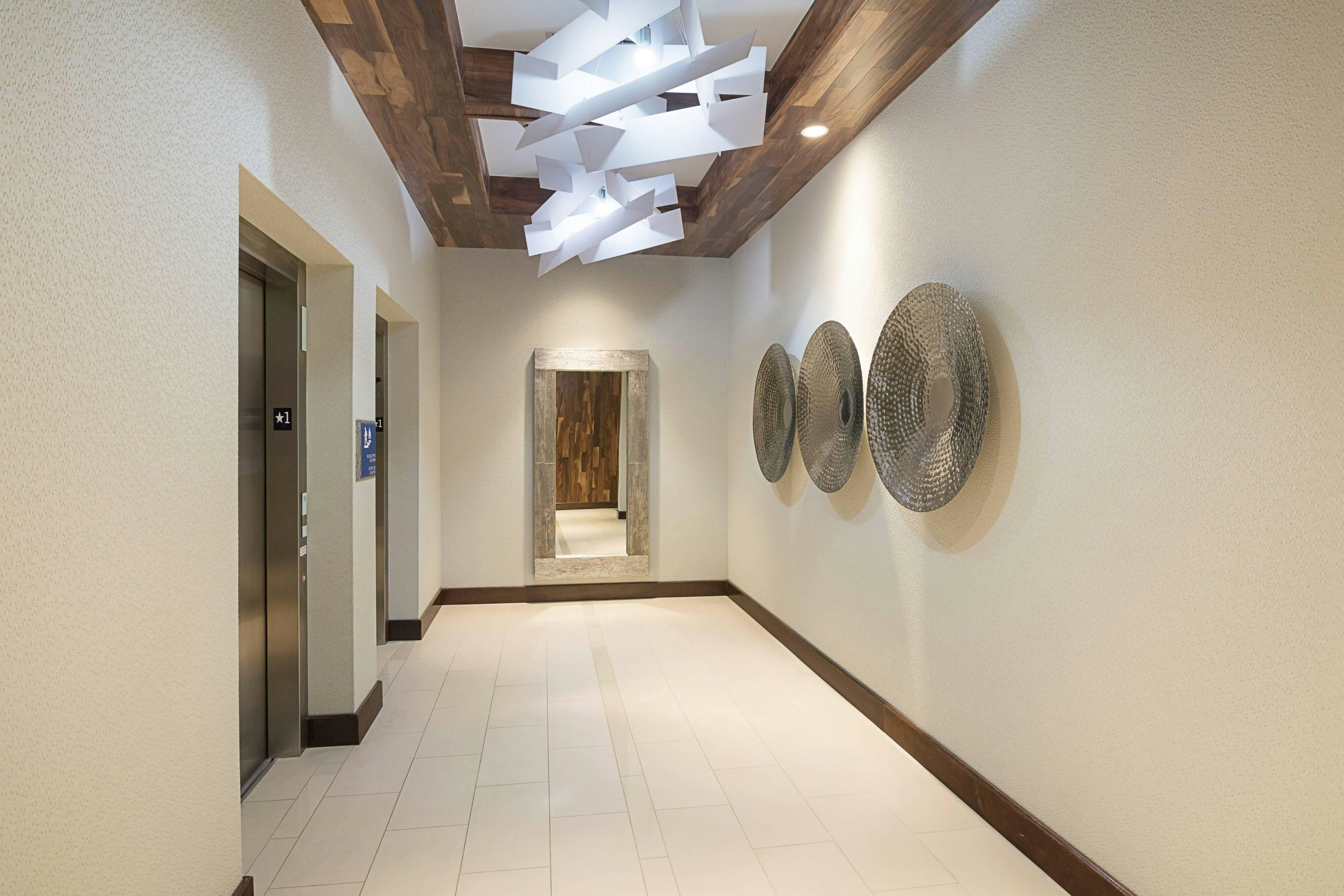 Springhill Suites Fort Worth Fossil Creek 18/63