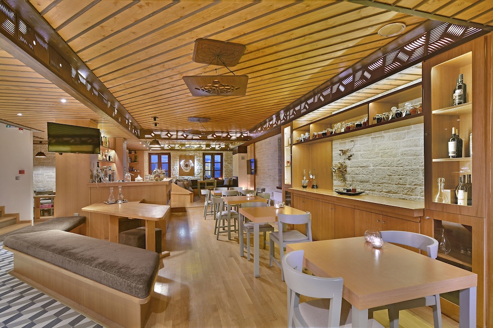 Dilofo Hotel Luxury Suites 33/51