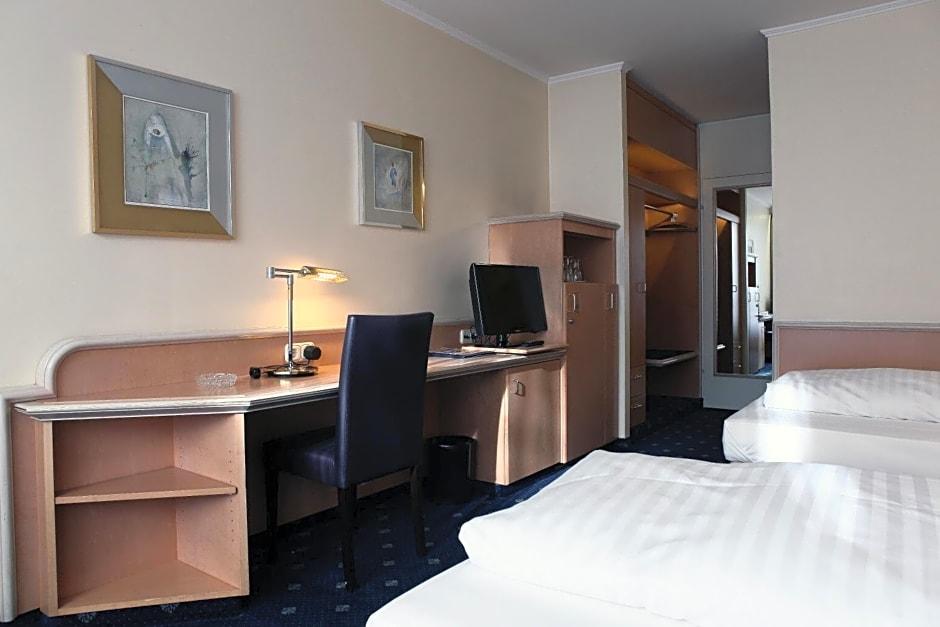Hotel Ambiente 13/26