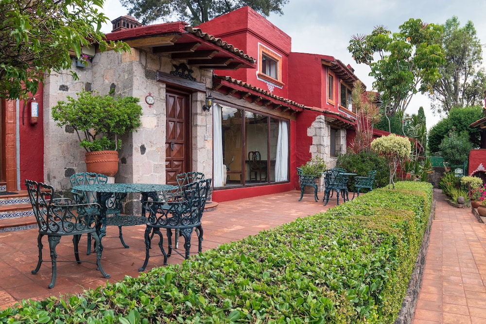 Villa San Jose Hotel And Suites 44/50