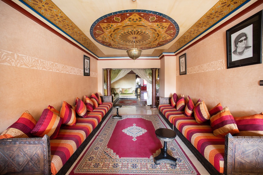 Argana Hotel 71/92