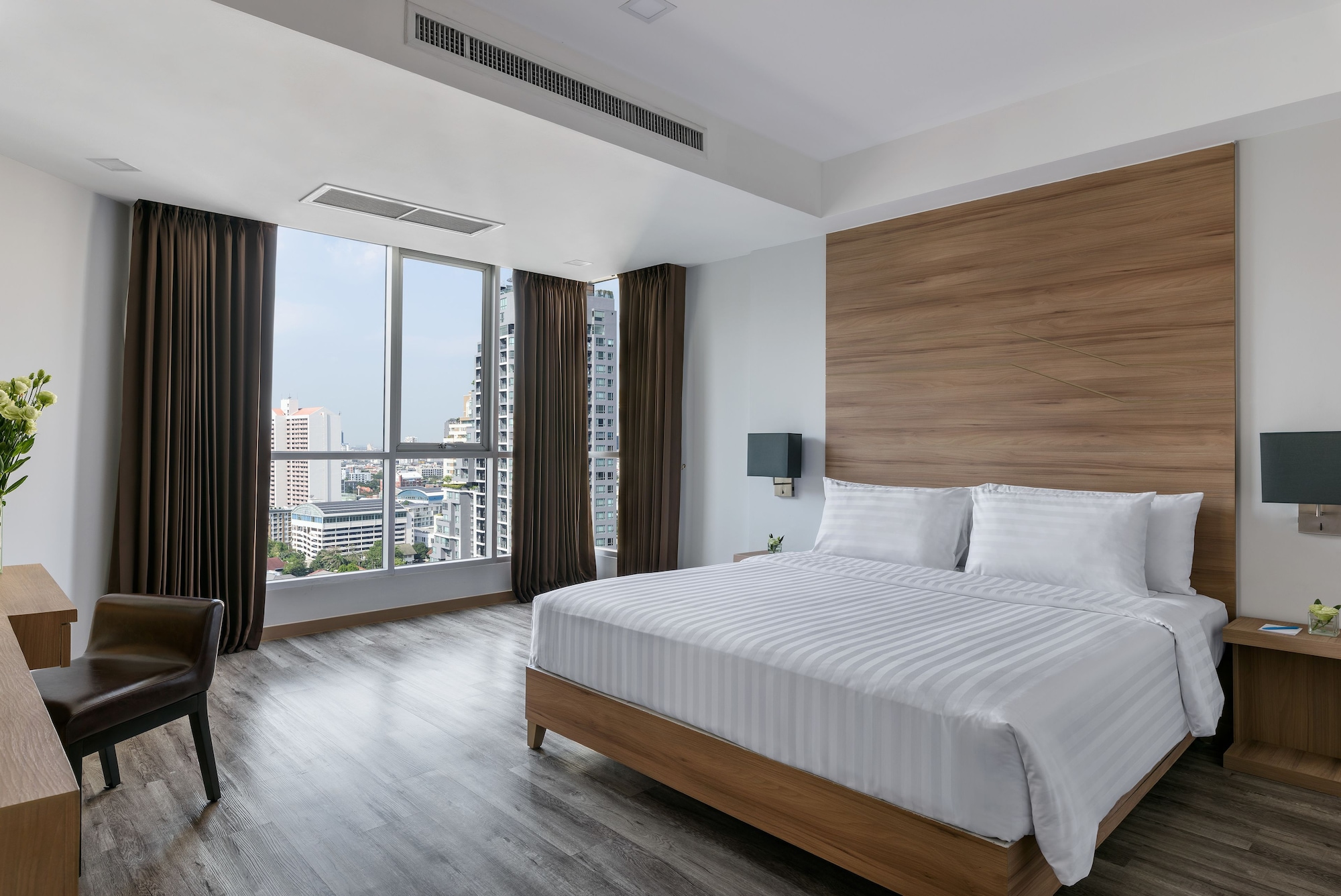 1 BEDROOM, GRAND, SUITE, CITY VIEW