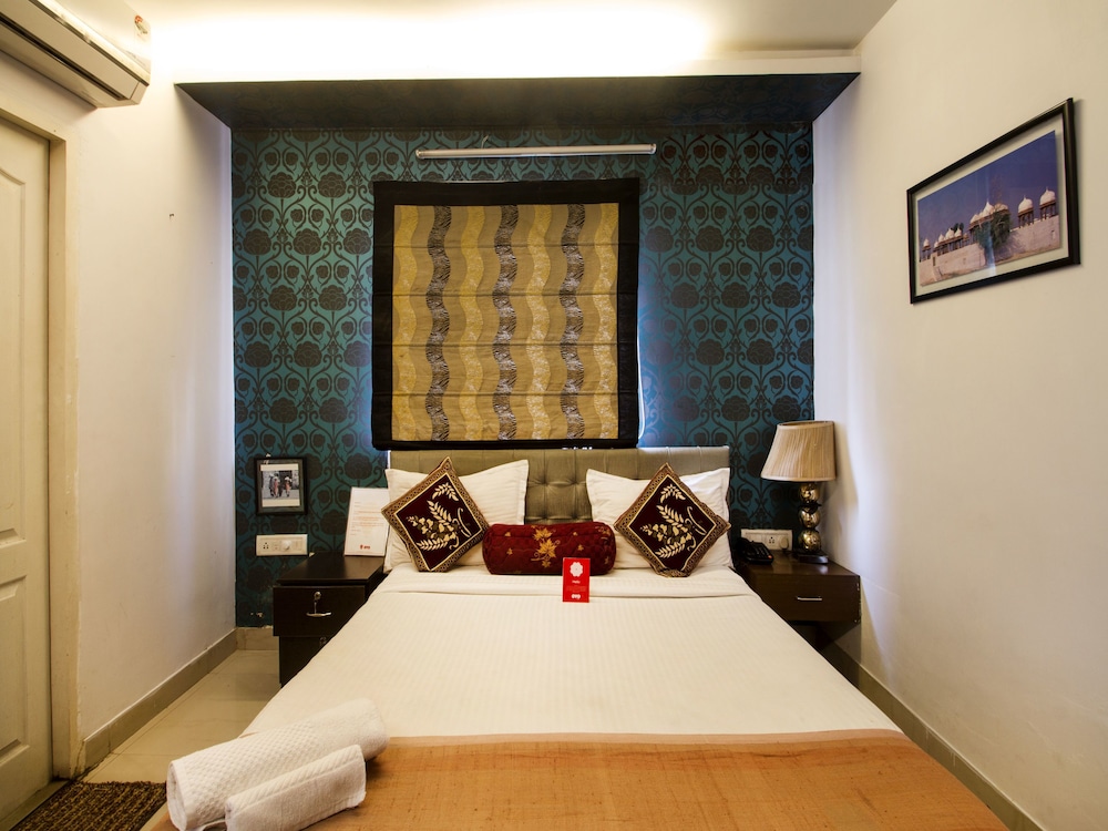 OYO Manikonda Near Inorbit Mall Cyberabad 12/20