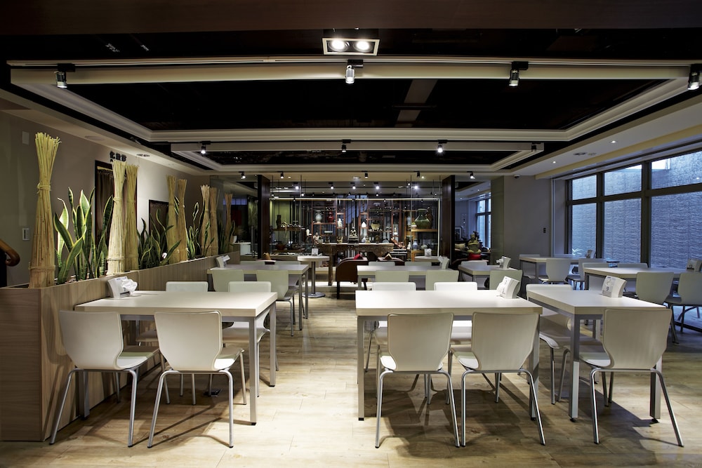 Hotel Mi Casa 55/61