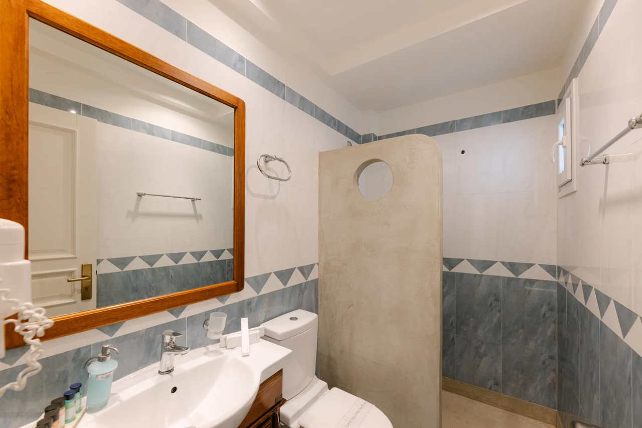 Aegean Palace 46/49