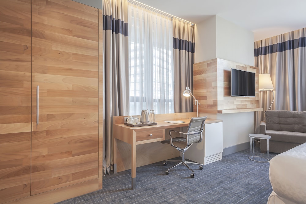 Ever Hotel Europe 18/18
