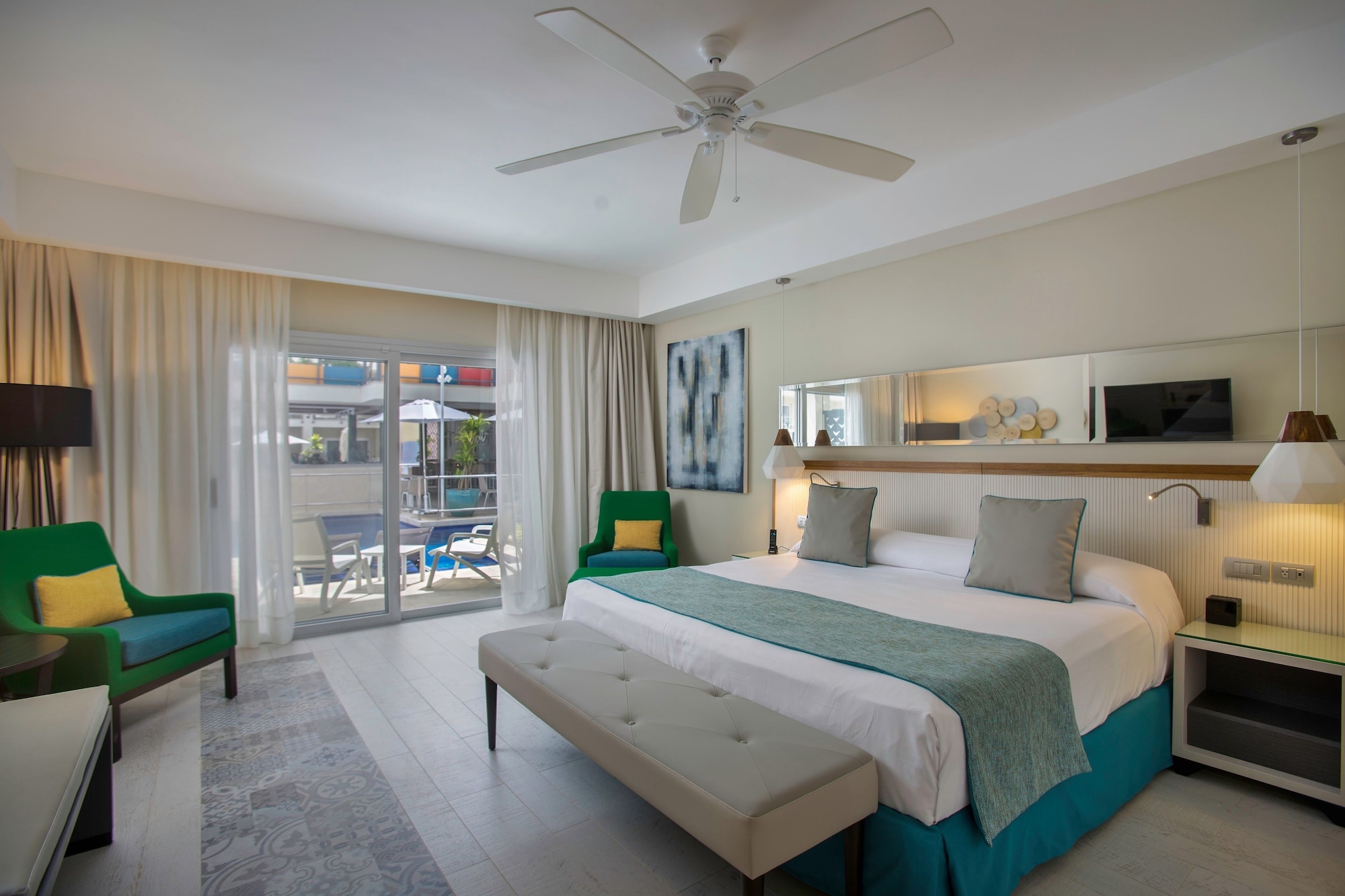 Swim Up, Junior Suite, Superior, King Bed