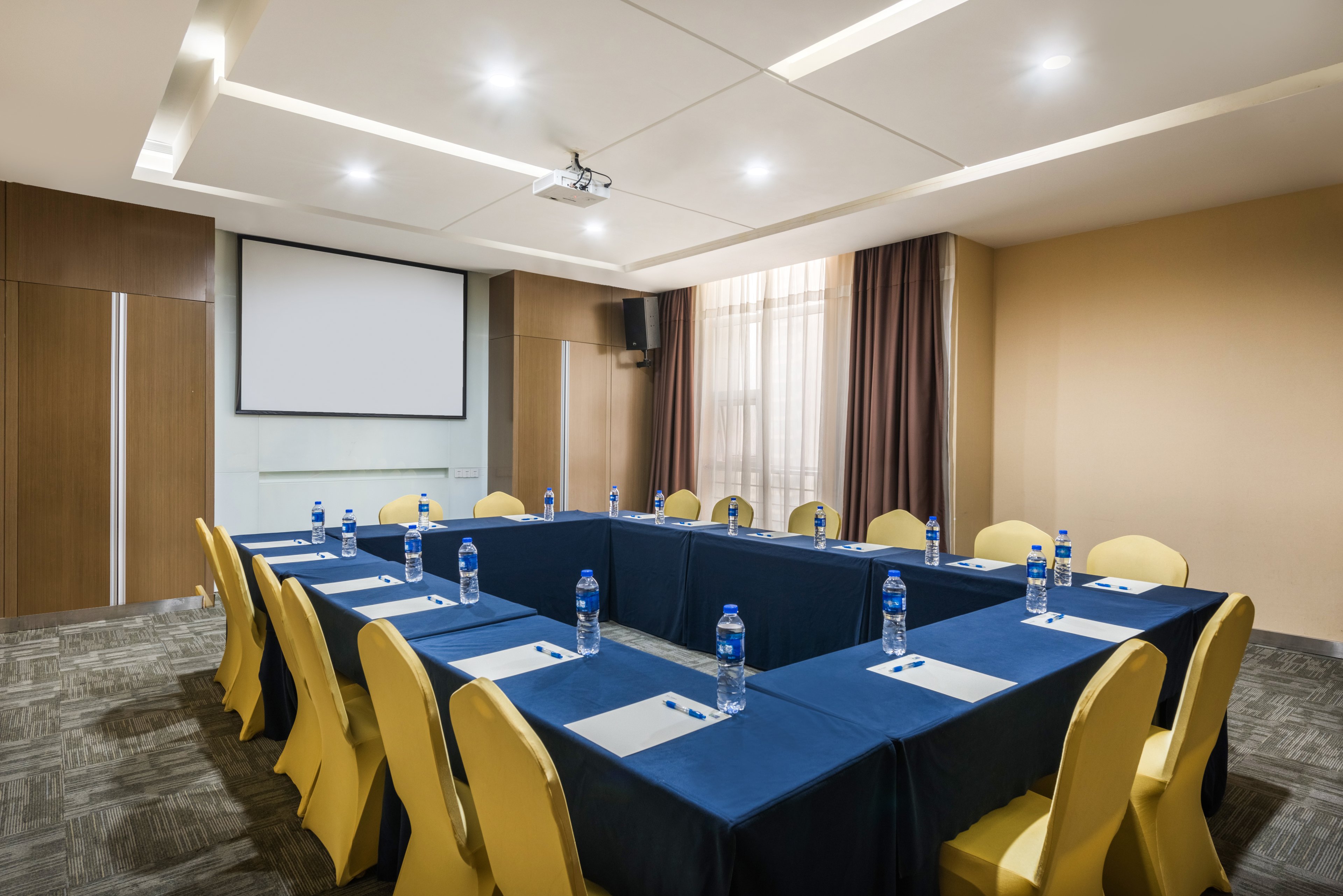 Holiday Inn Express BAOJI CITY CENTRE 20/25