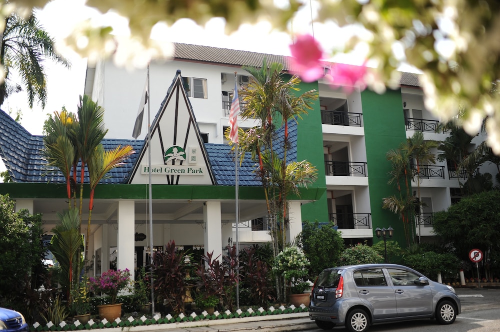 OYO 1236 Hotel Green Park 51/58