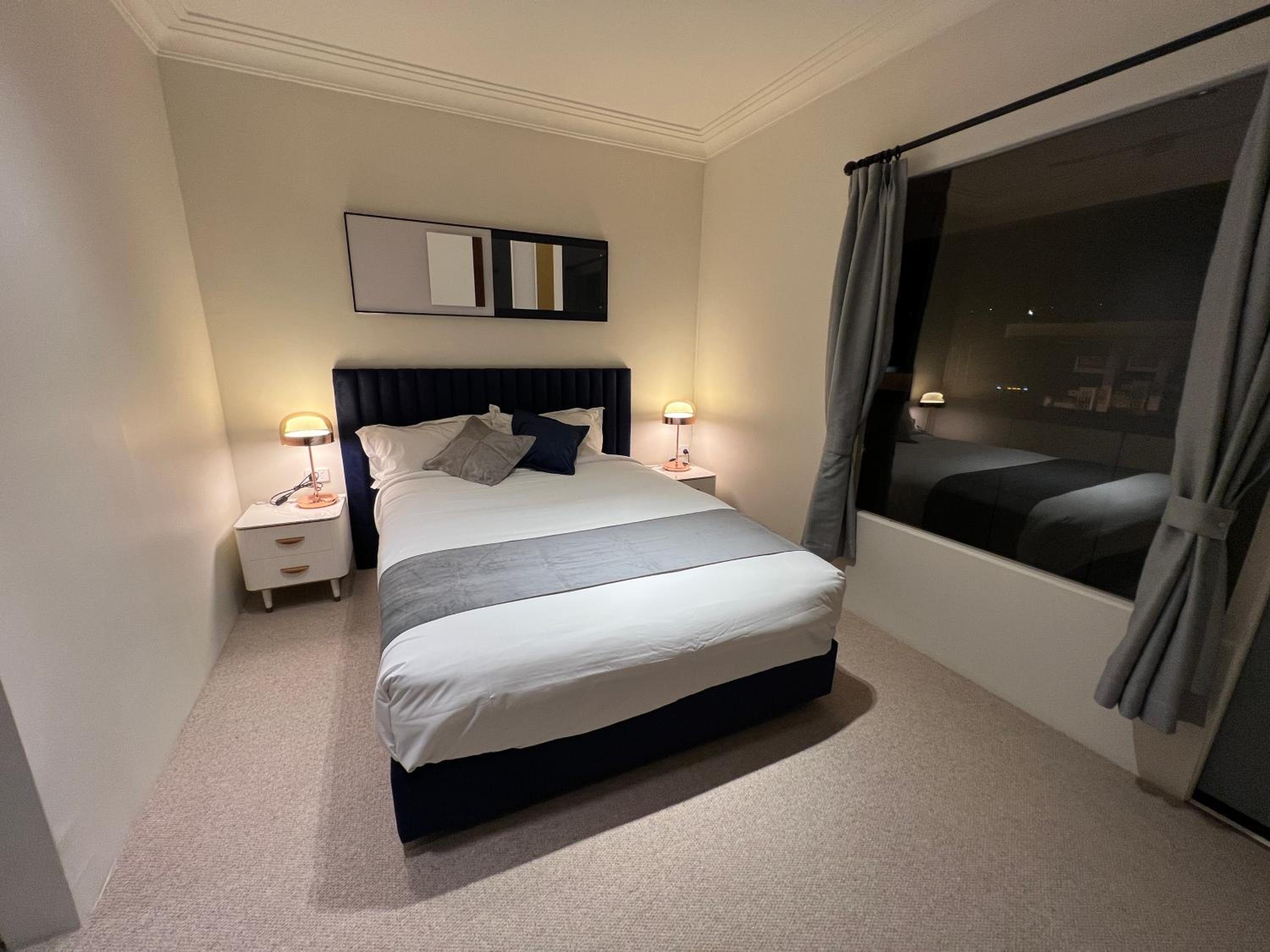 Deluxe, Suite, Queen Bed