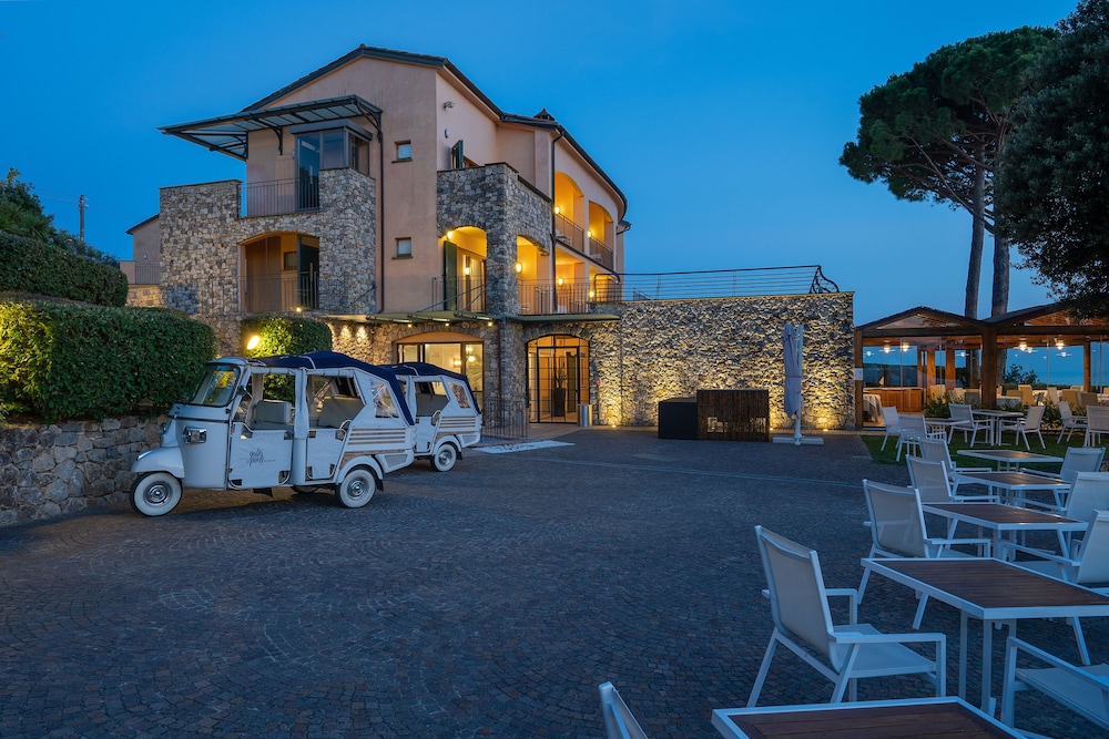 Golfo Dei Poeti Relais Spa 67/83