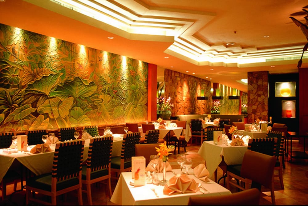 Indra Regent Hotel 67/82
