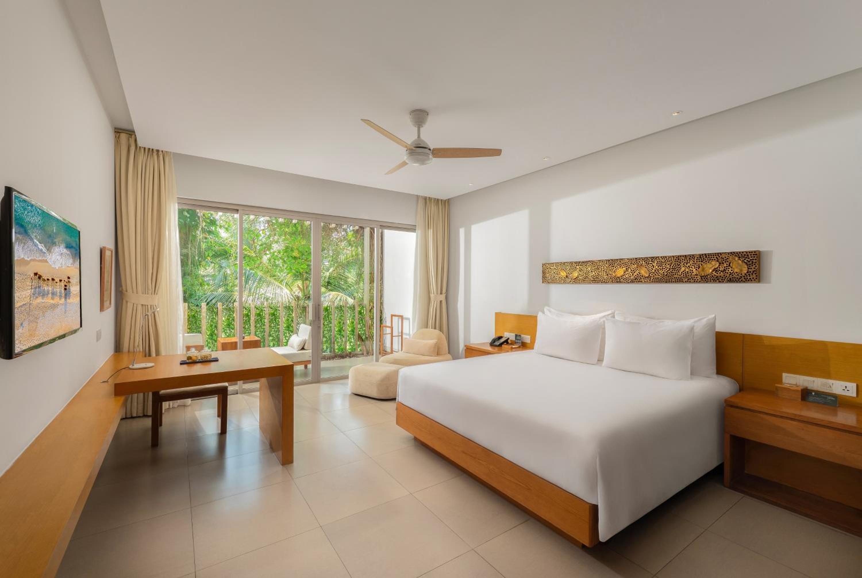 غرفة بسرير مزدوج، NAMAN RETREAT 2/2