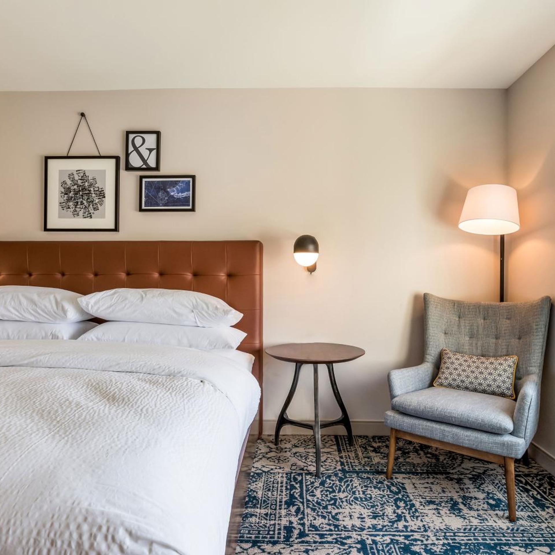 غرفة تقليدية بسرير كينج لذوي الإعاقة، Four Points By Sheraton Elkhart 6/10