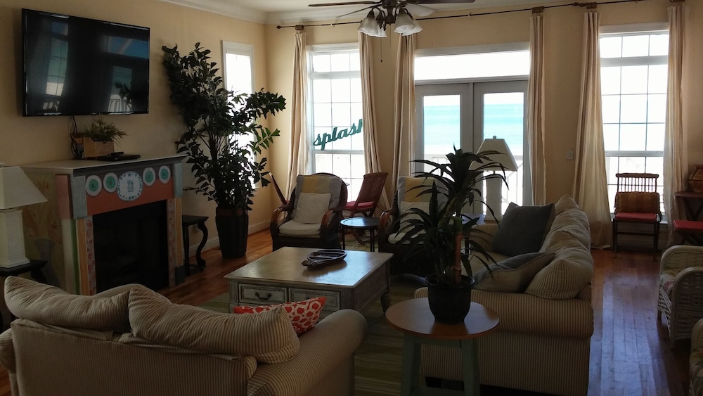 Pineapple Villas On Laguna Beach 41/70