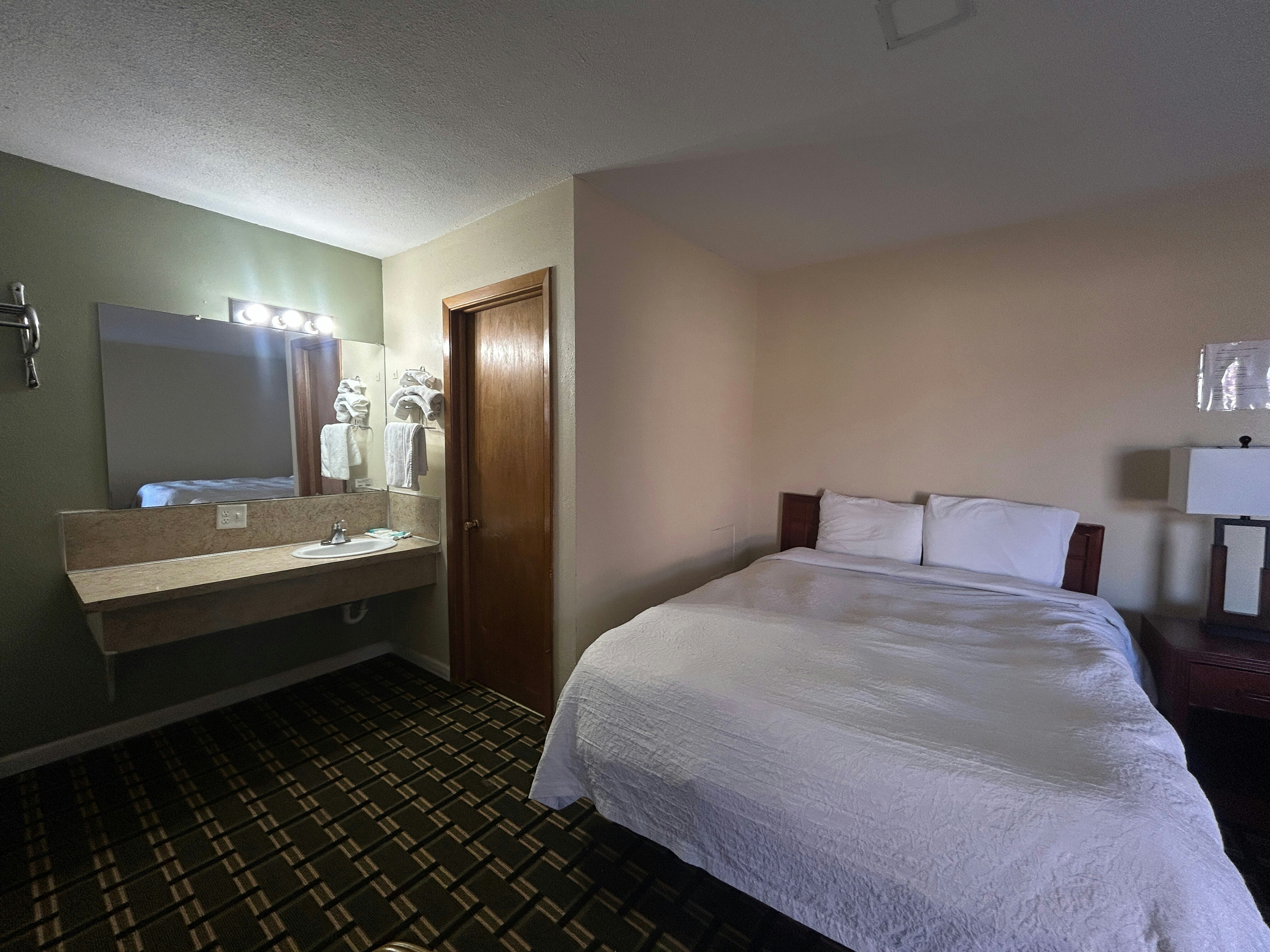 Big 12 Motel Broken Bow 20/43