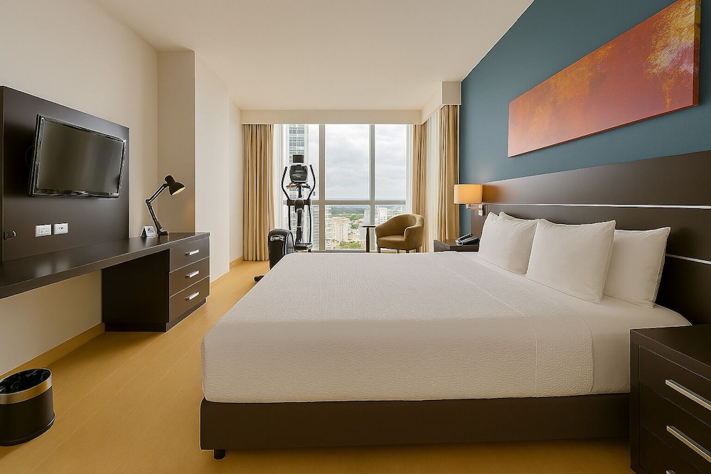 FITNESS, DELUXE, KING BED