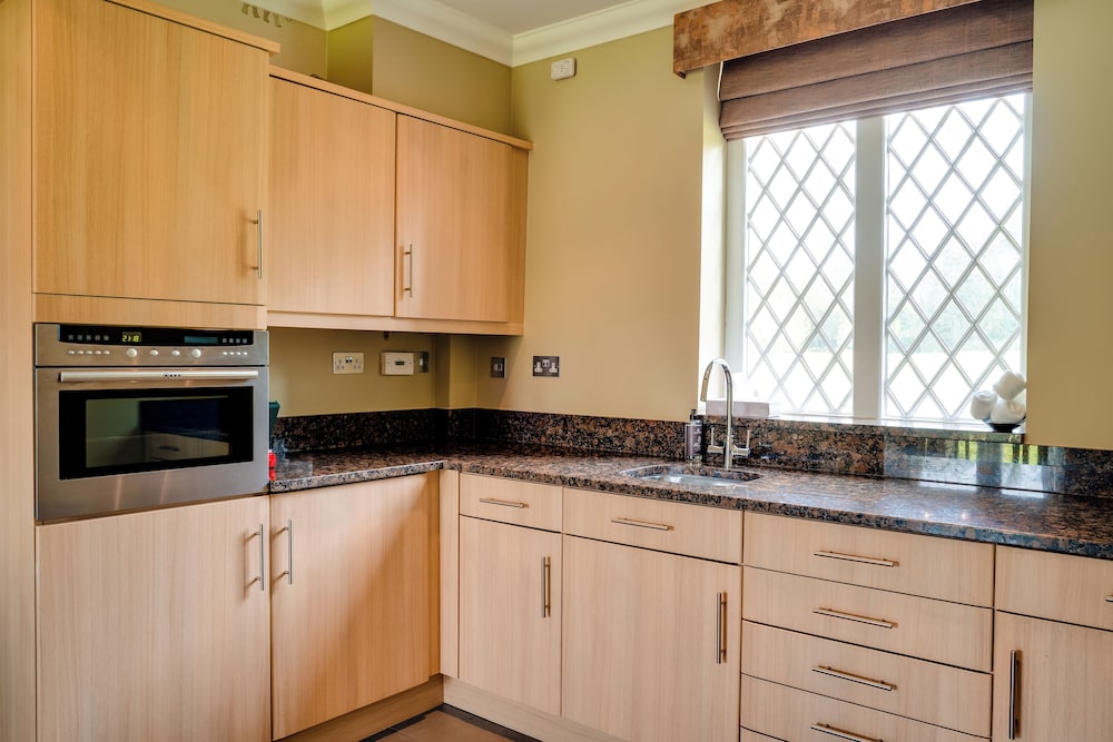 Garden Cottage, 3 Queen Beds
