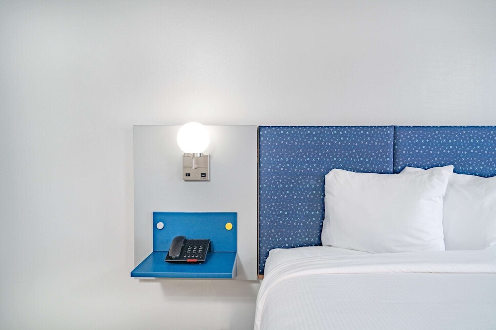 Microtel Inn & Suites by Wyndham Athens 23/45