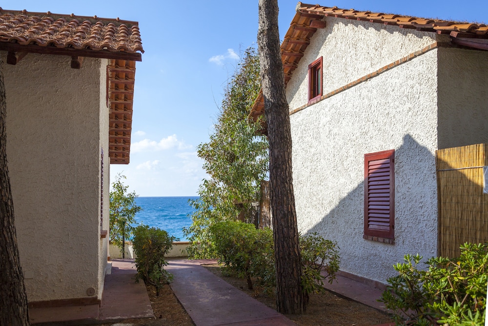 Th Capo Calava Village 4/61