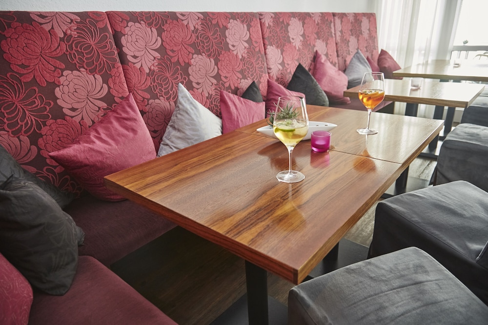 Flair Hotel Vier Jahreszeiten 54/67