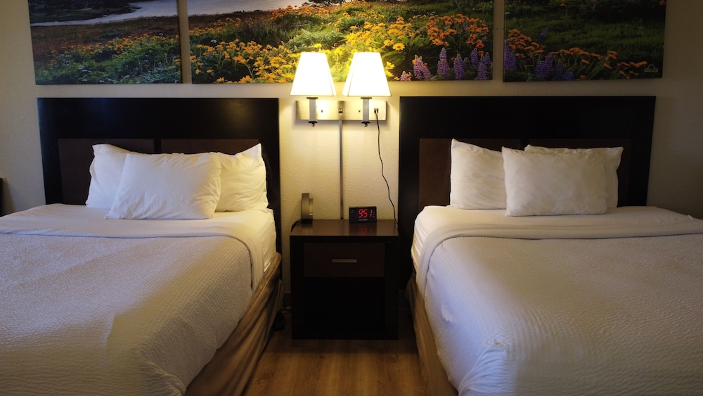 Days Inn & Suites by Wyndham Trinidad 16/41