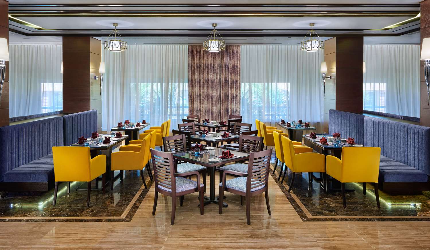 restaurant cafeteria