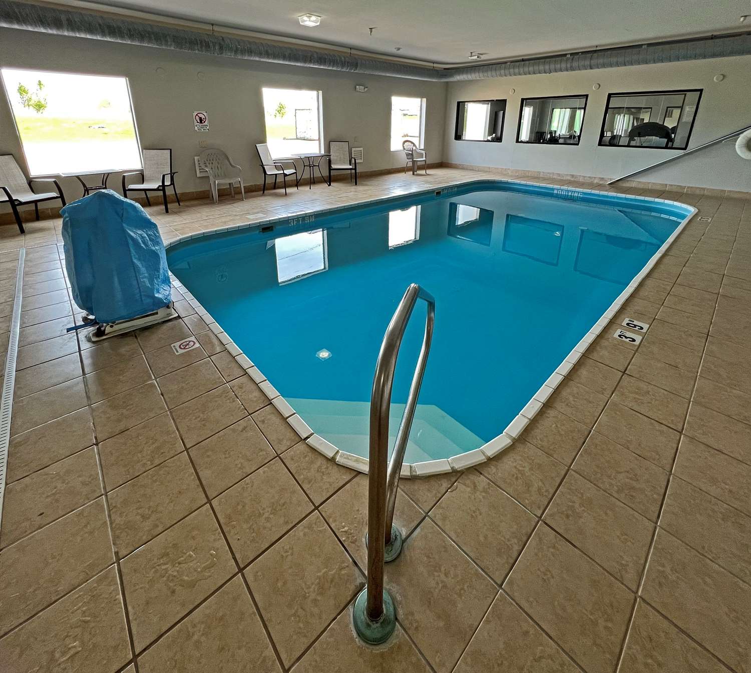 Comfort Suites Jackson Cape Girardeau 30/63