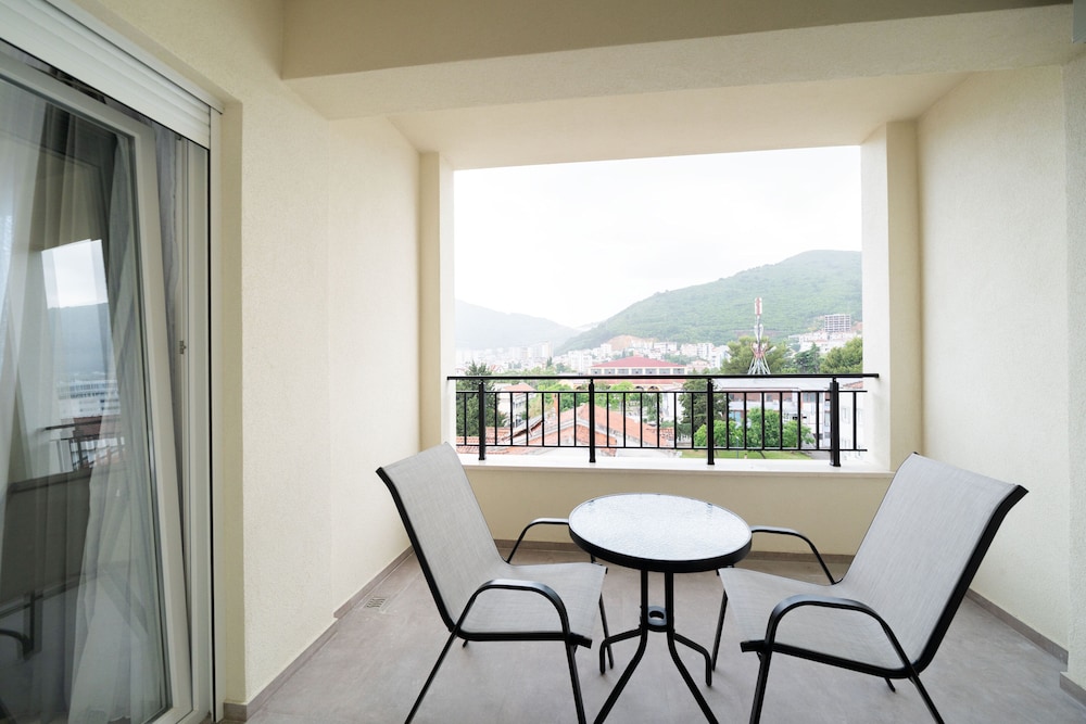 Millennium Apartments Budva 44/47