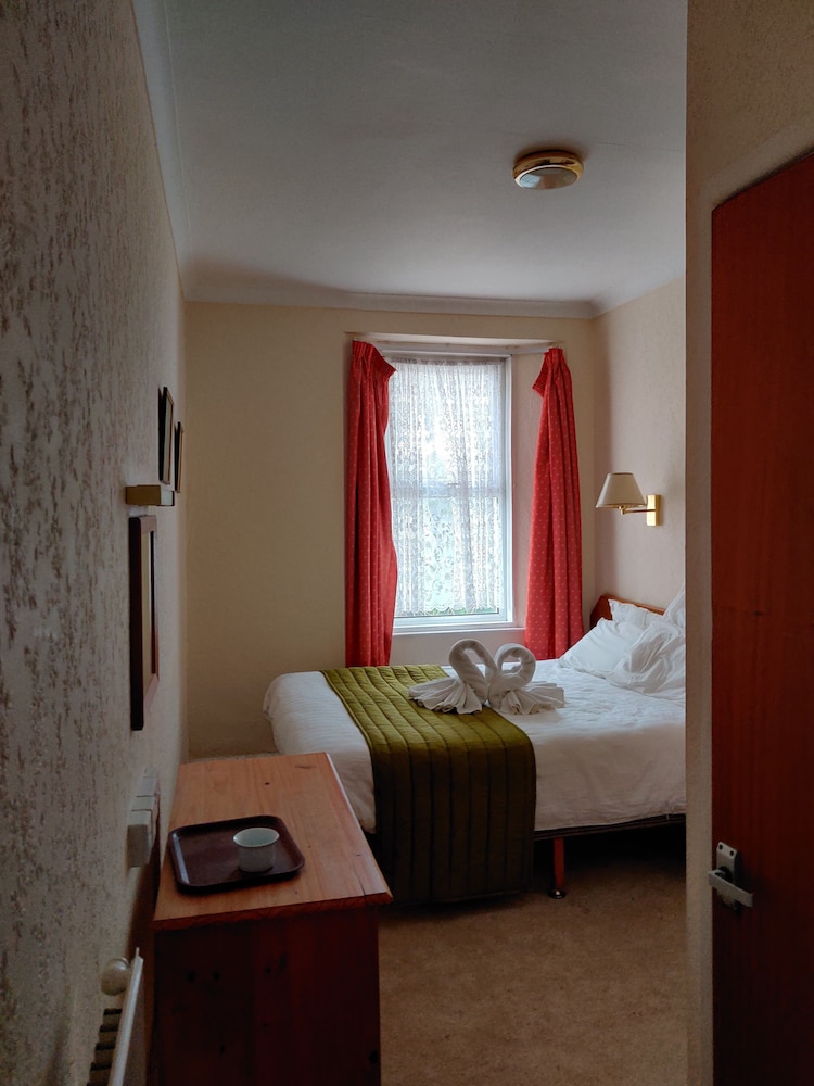 Inglewood Palm Hotel, Abbey Sands Torquay 19/32